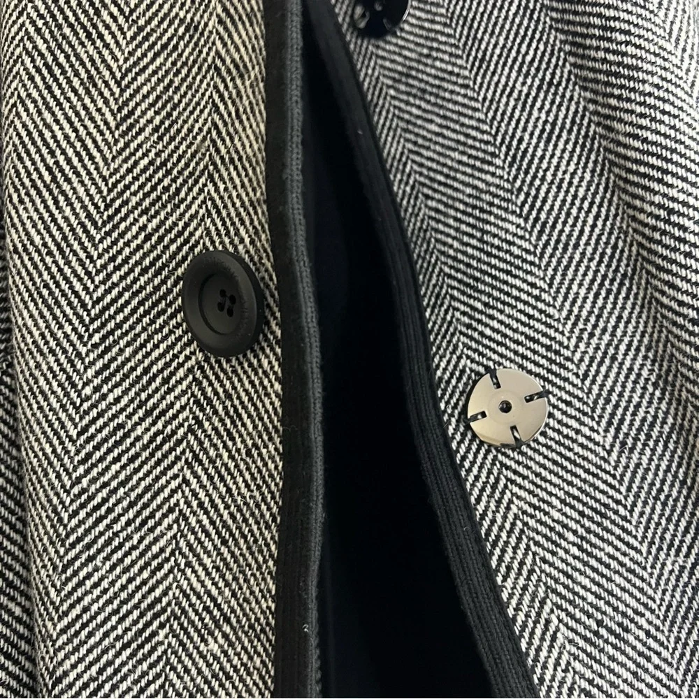 Authentic Emporio‎ Armani Herringbone Double-Breasted Long Belted Coat Size EU46 - Picture 7 of 15